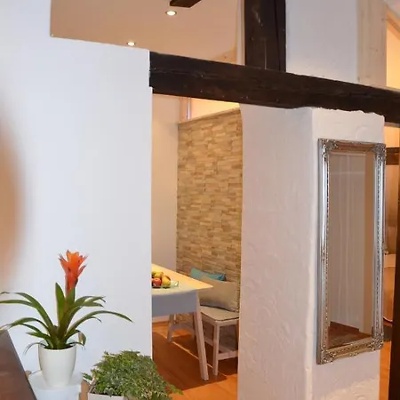 Apartment Sweet Dreams *